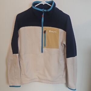 Cotopaxi Fleece Pullover in Cream, Navy, and Tan